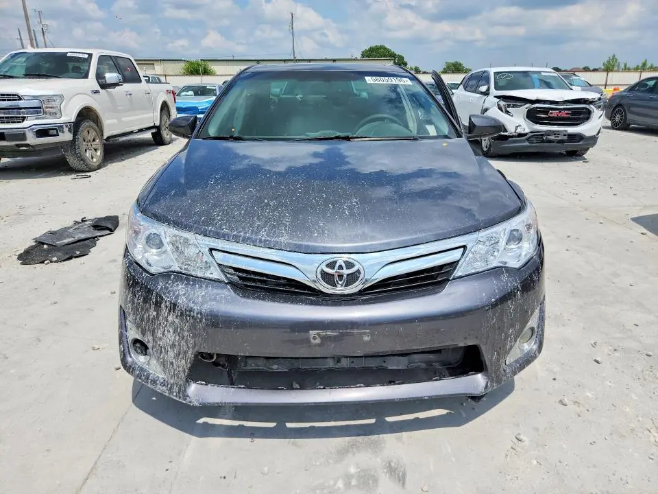 2012 TOYOTA CAMRY XLE  