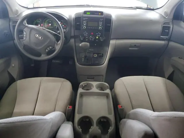2011 KIA SEDONA LX  