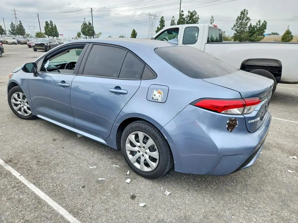 2021 TOYOTA COROLLA LE  
