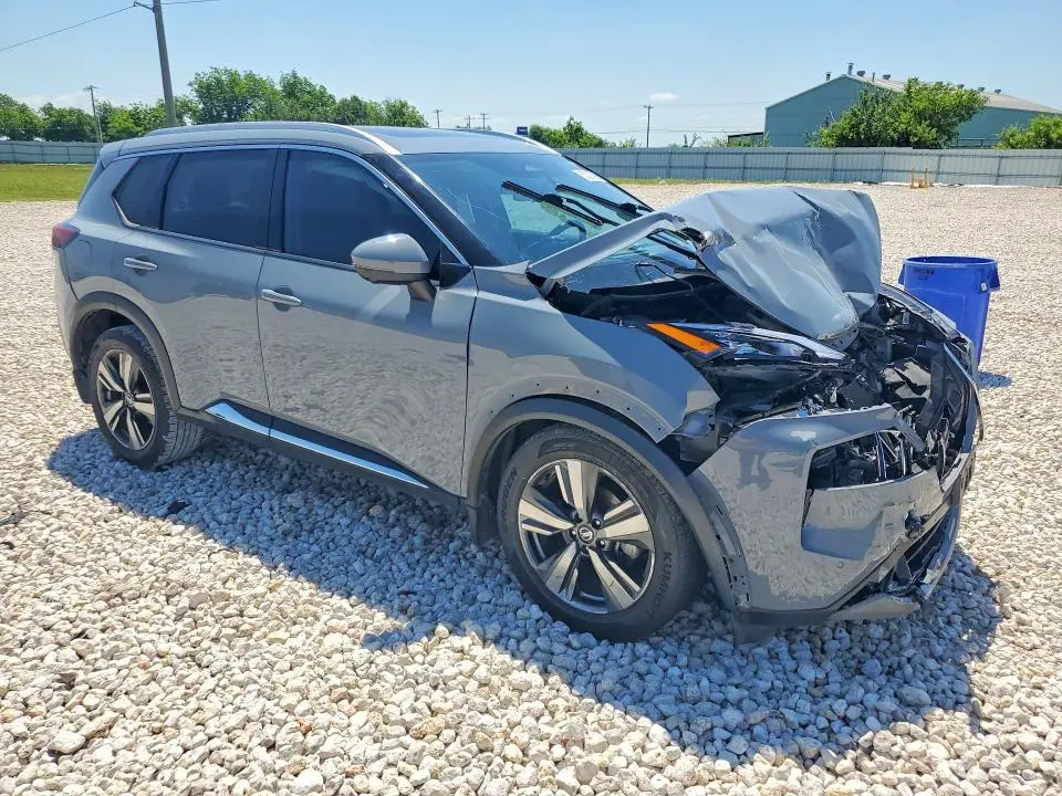2021 NISSAN ROGUE SL  