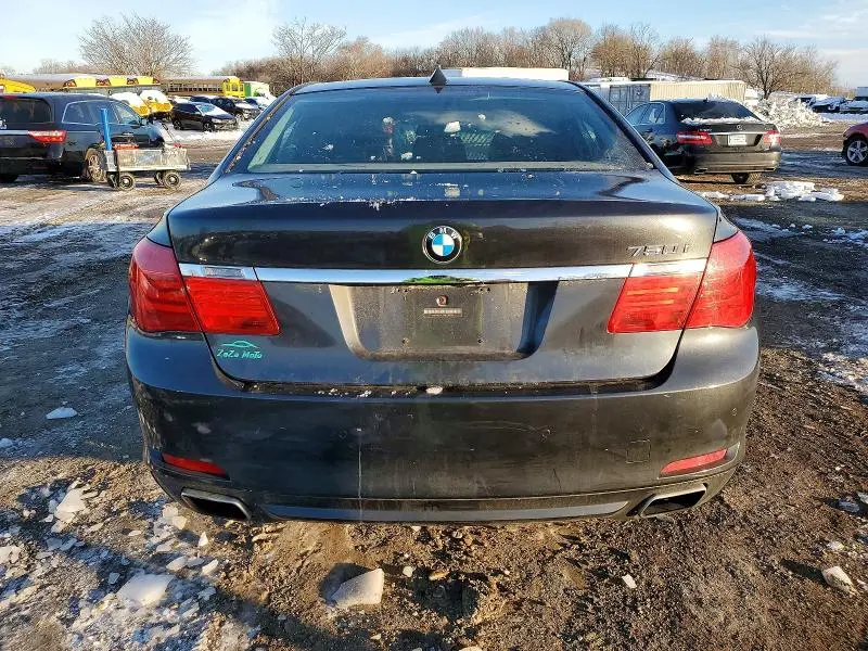 2011 BMW 750 XI  