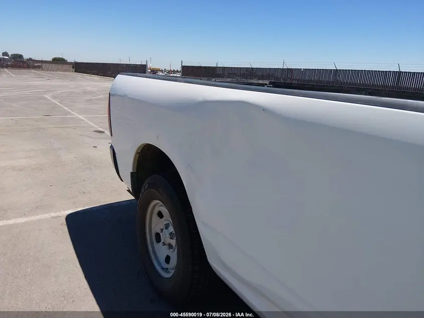 2019 RAM 1500 CLASSIC TRADESMAN  4X4 8' BOX