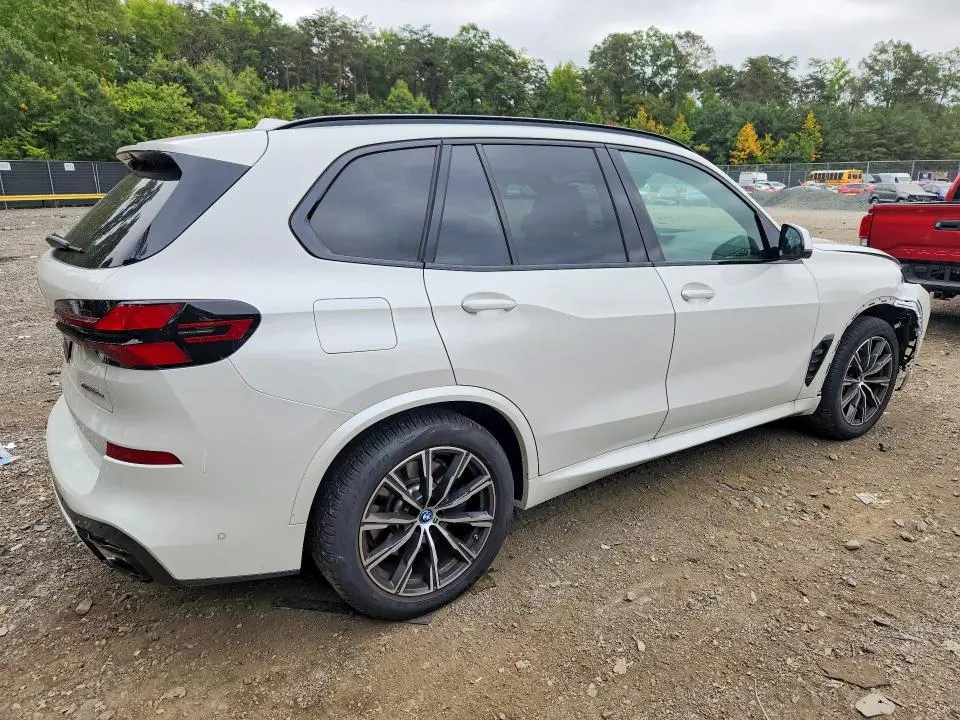 2024 BMW X5 XDRIVE50E  