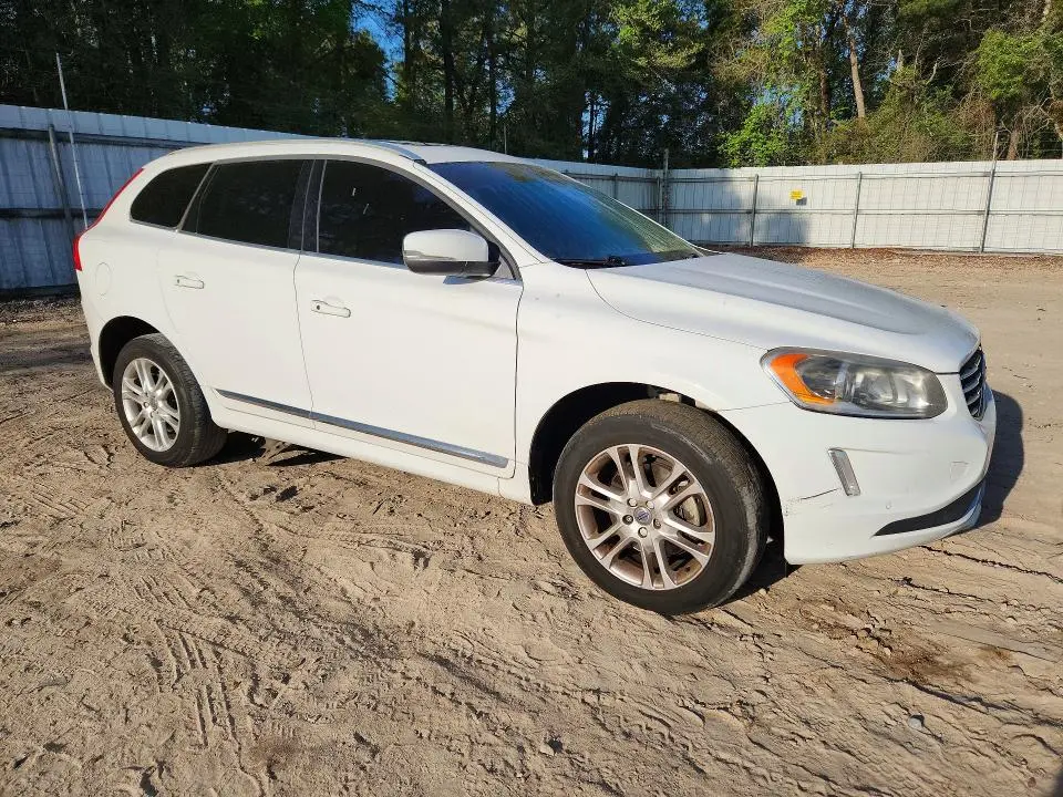 2016 VOLVO XC60 T5 PREMIER  