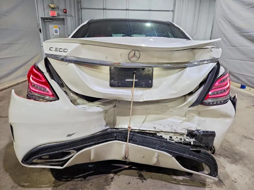 2016 MERCEDES-BENZ C 300  