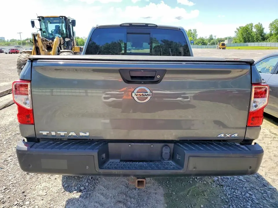 2020 NISSAN TITAN S  