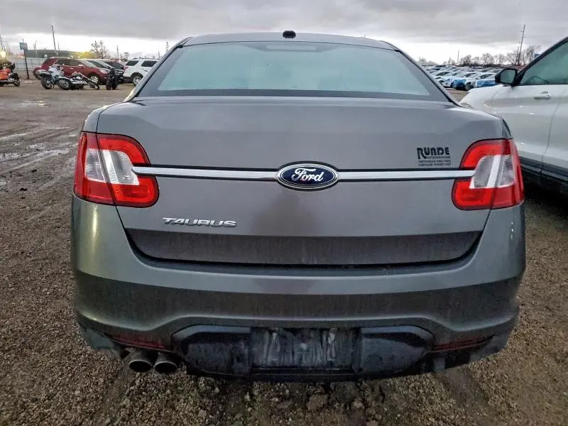 2011 FORD TAURUS SE  