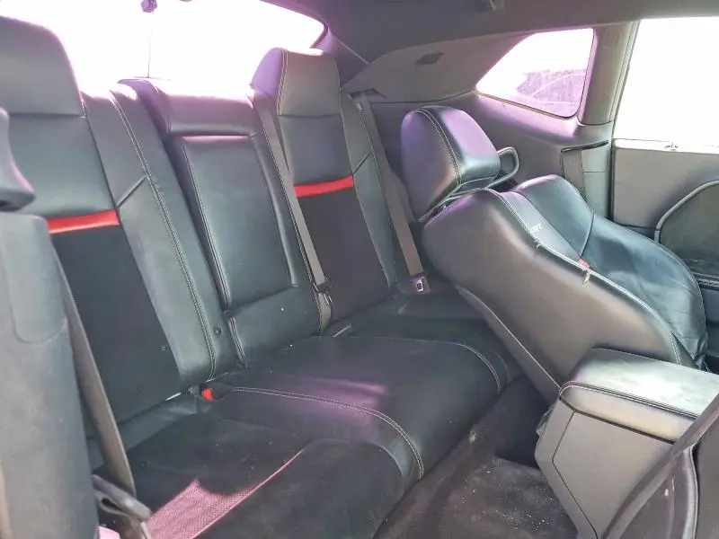 2012 DODGE CHALLENGER SRT-8  