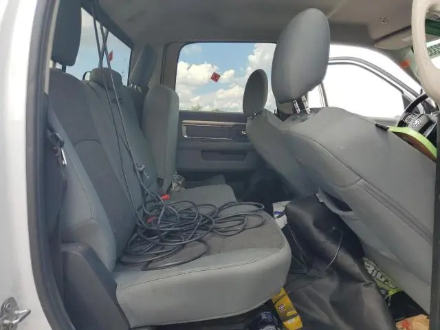 2017 RAM 1500 SLT