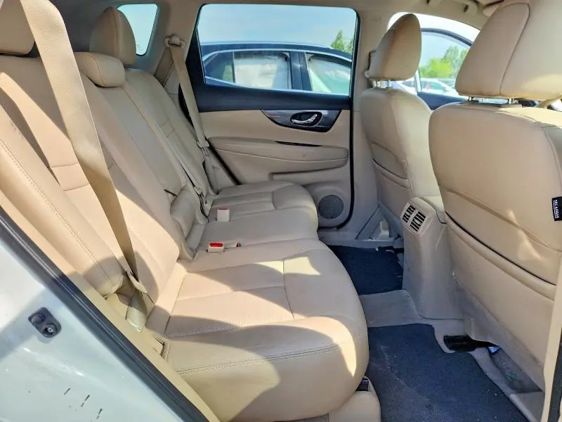 2015 NISSAN ROGUE S  