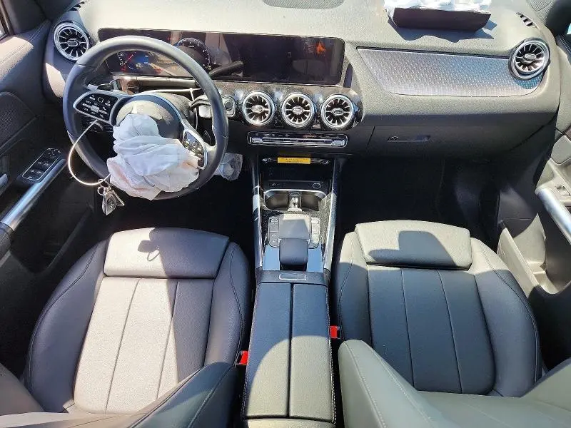 2023 MERCEDES-BENZ GLA 250  