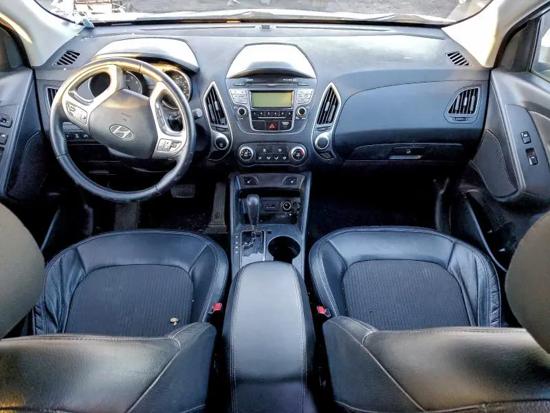 2011 HYUNDAI TUCSON GLS  