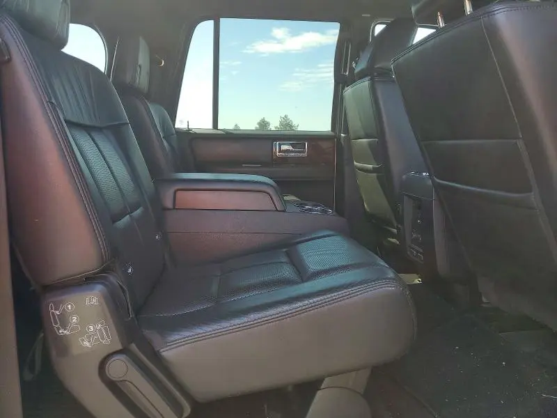2011 LINCOLN NAVIGATOR L  