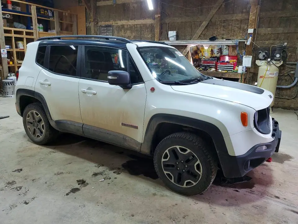 2016 JEEP RENEGADE TRAILHAWK  