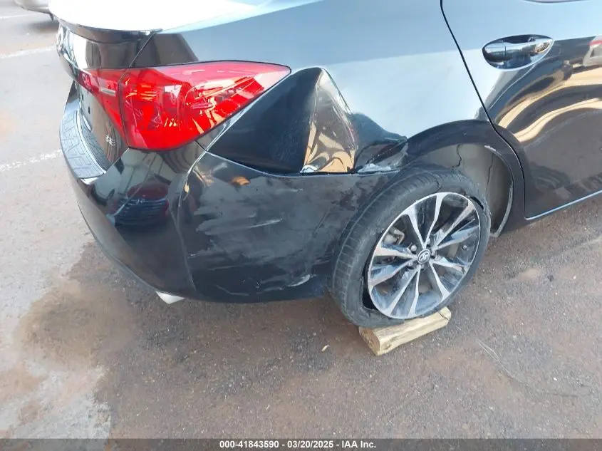 2017 TOYOTA COROLLA SE