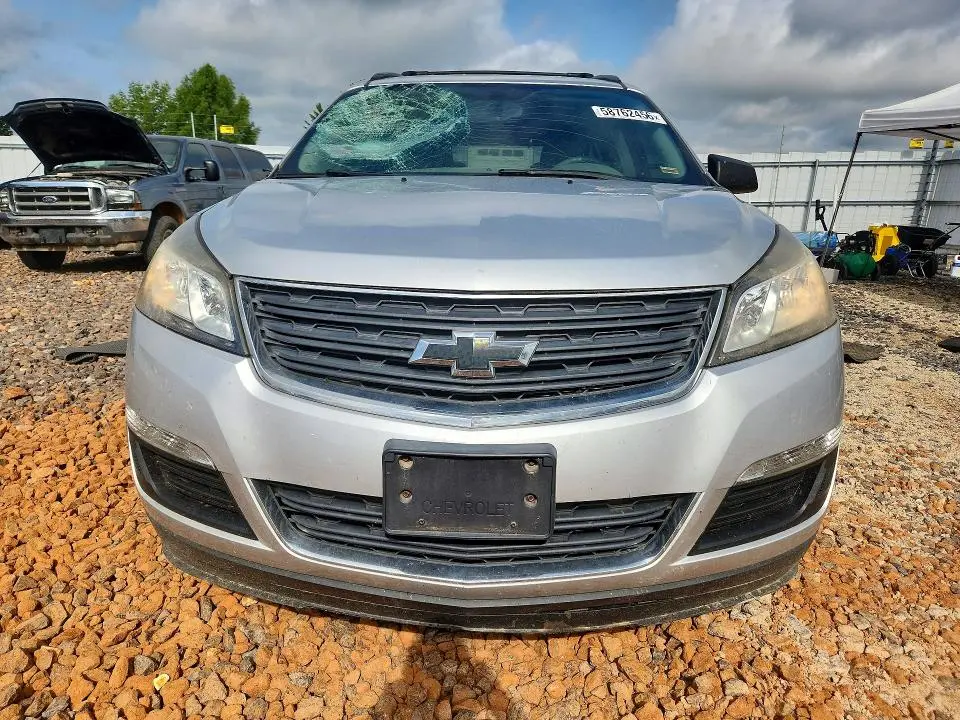 2017 CHEVROLET TRAVERSE LS  