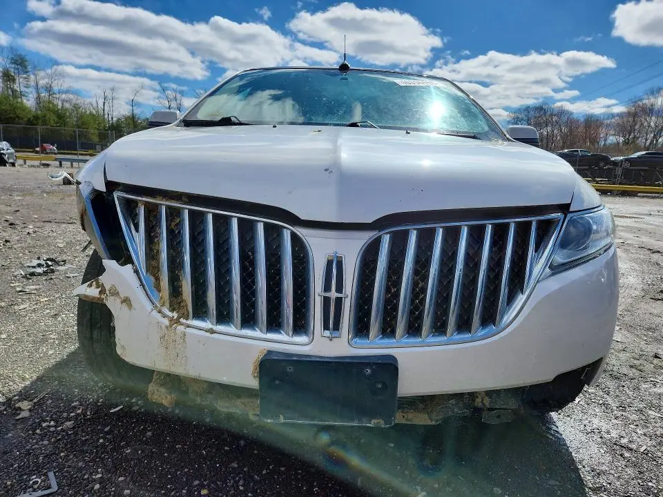 2013 LINCOLN MKX   