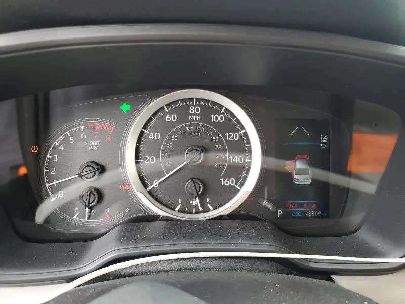 2021 TOYOTA COROLLA LE  