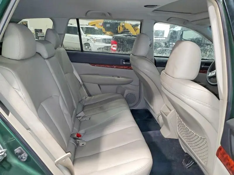 2010 SUBARU OUTBACK 2.5I LIMITED  