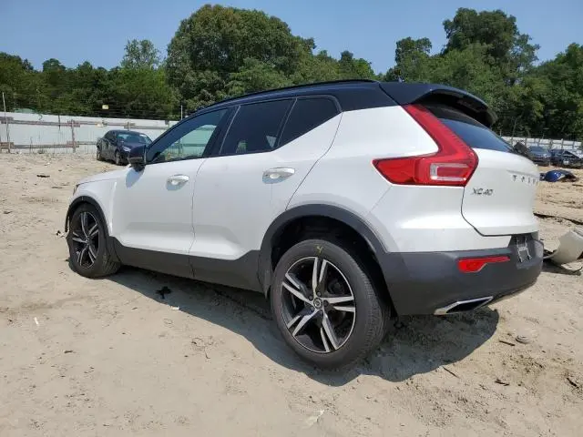 2019 VOLVO XC40 T5 R-DESIGN  
