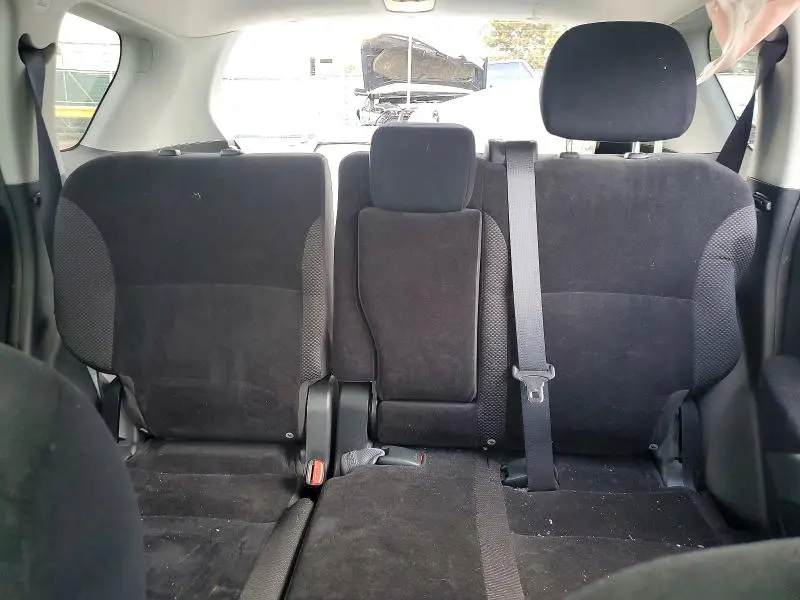 2010 MITSUBISHI OUTLANDER ES  