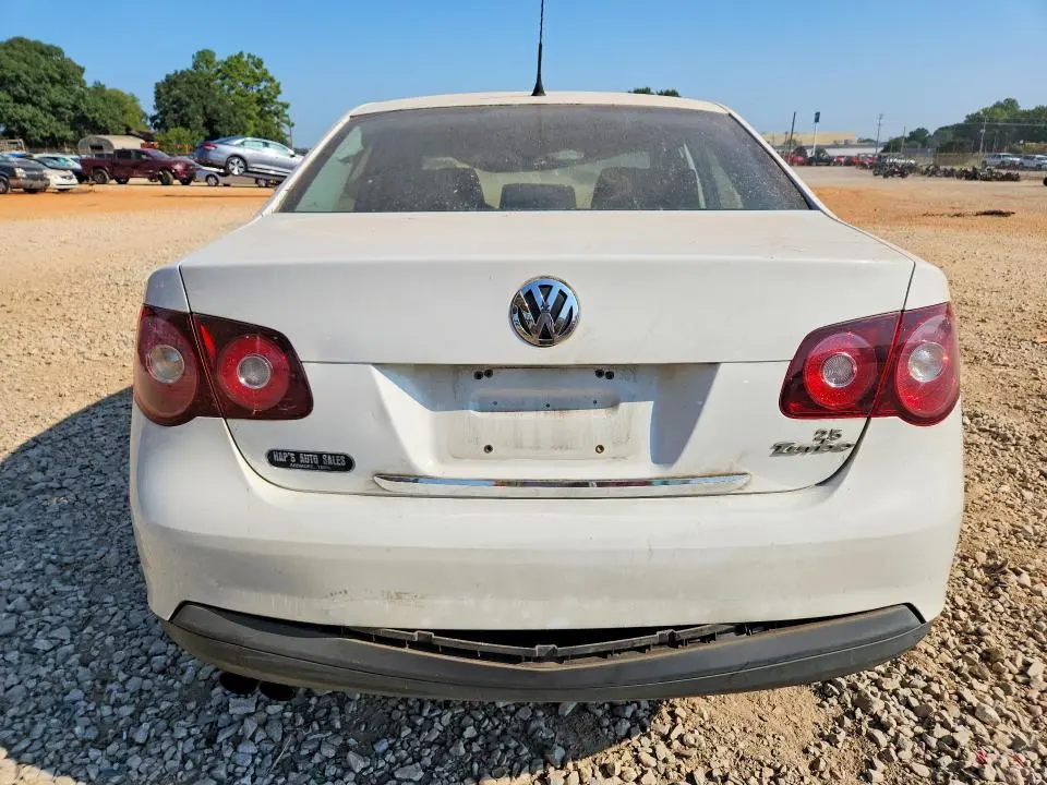 2010 VOLKSWAGEN JETTA S  