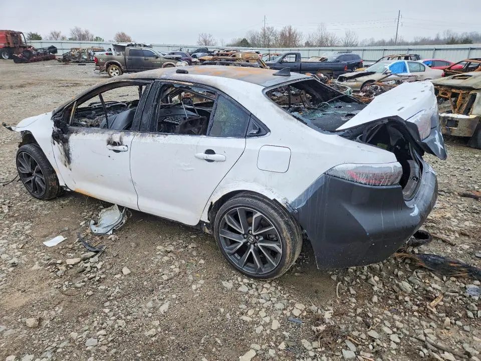 2021 TOYOTA COROLLA SE  
