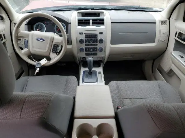 2010 FORD ESCAPE XLT  