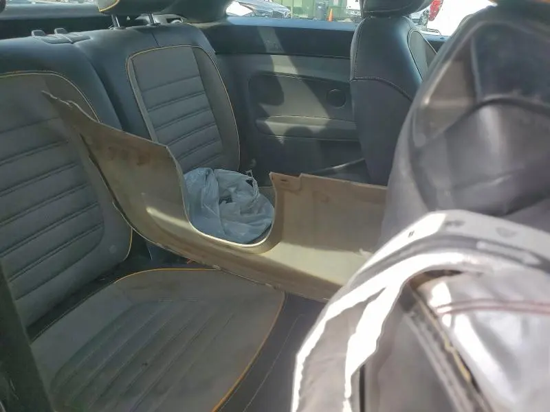 2018 VOLKSWAGEN BEETLE DUNE  