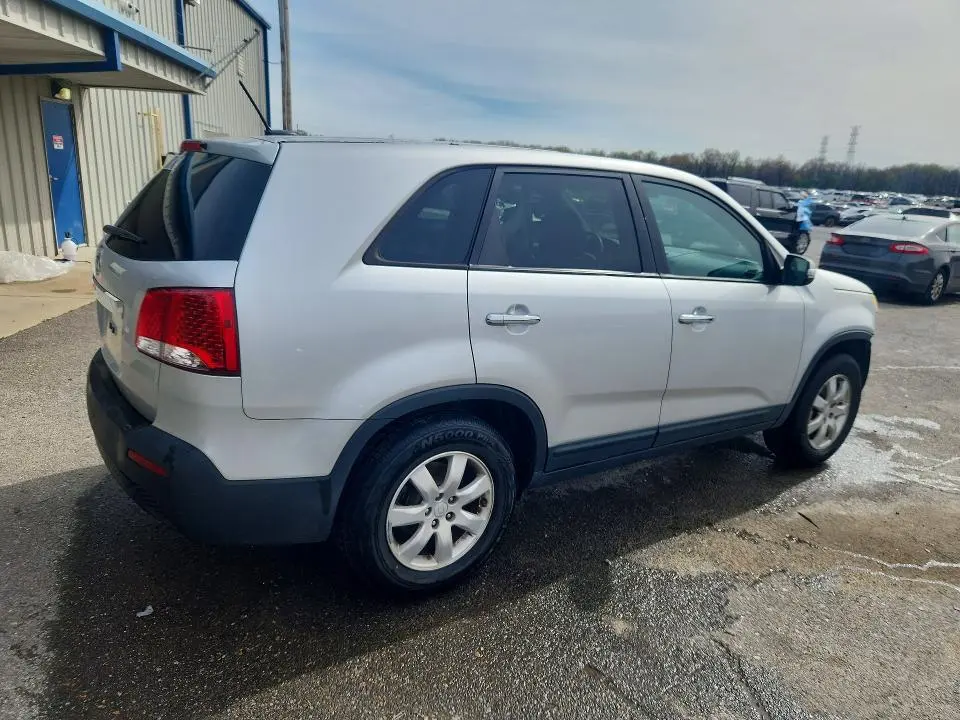 2012 KIA SORENTO LX  