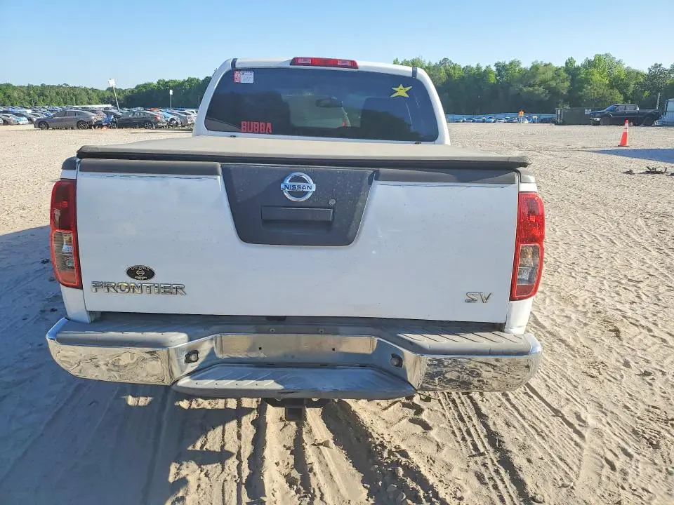 2011 NISSAN FRONTIER S  