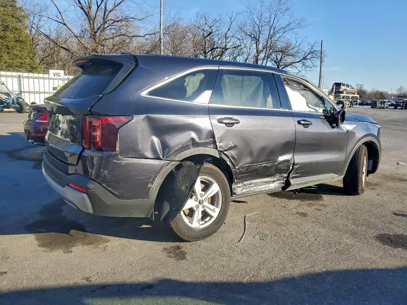 2025 KIA SORENTO LX  
