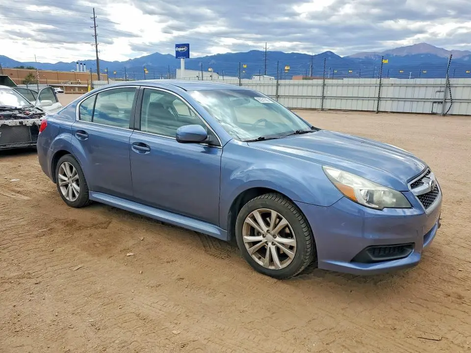 2013 SUBARU LEGACY PREMIUM + CWP  