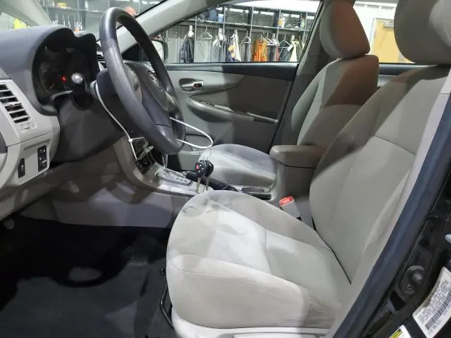 2013 TOYOTA COROLLA BASE  