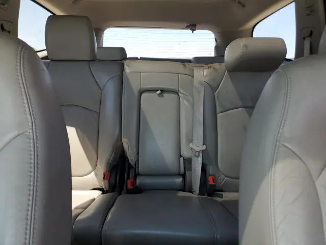 2011 CHEVROLET TRAVERSE LT  