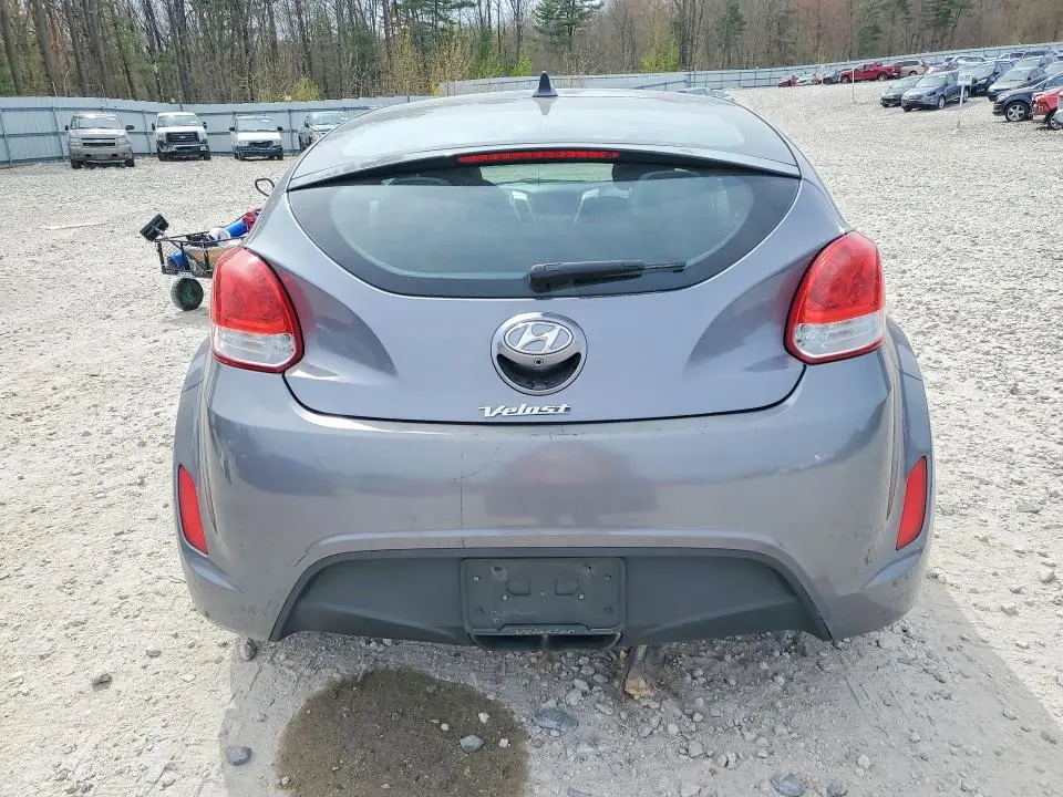 2017 HYUNDAI VELOSTER BASE  