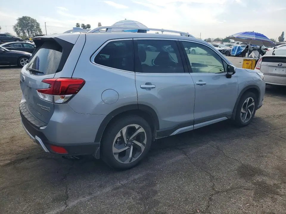 2023 SUBARU FORESTER TOURING  