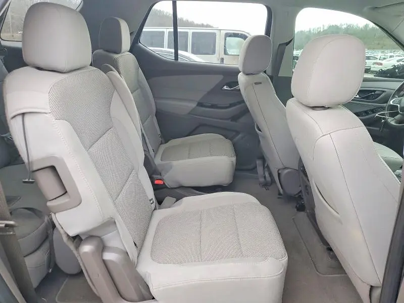 2020 CHEVROLET TRAVERSE LT  