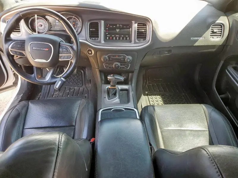 2020 DODGE CHARGER SXT  