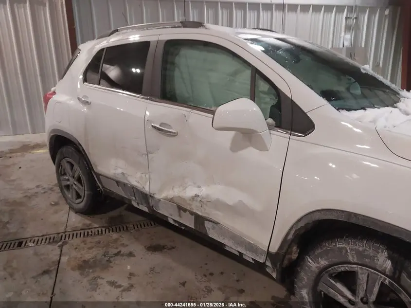 2020 CHEVROLET TRAX AWD LT