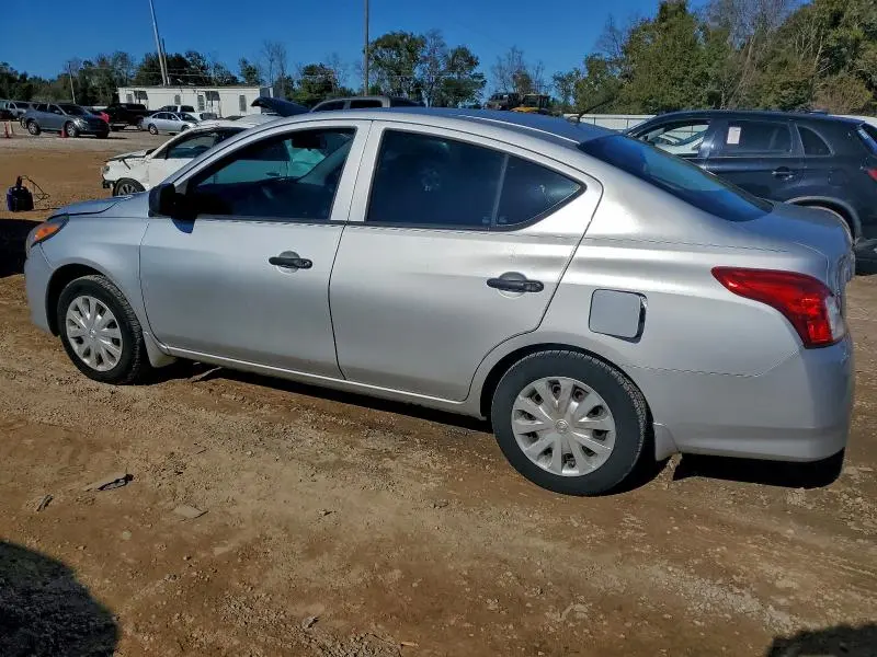 2015 NISSAN VERSA S  