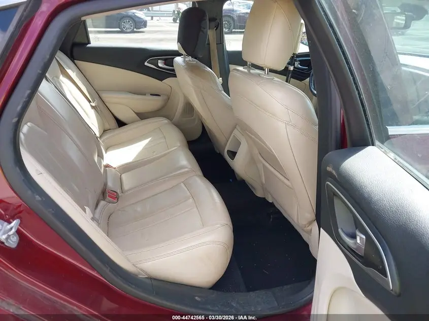 2017 CHRYSLER 200 LIMITED PLATINUM