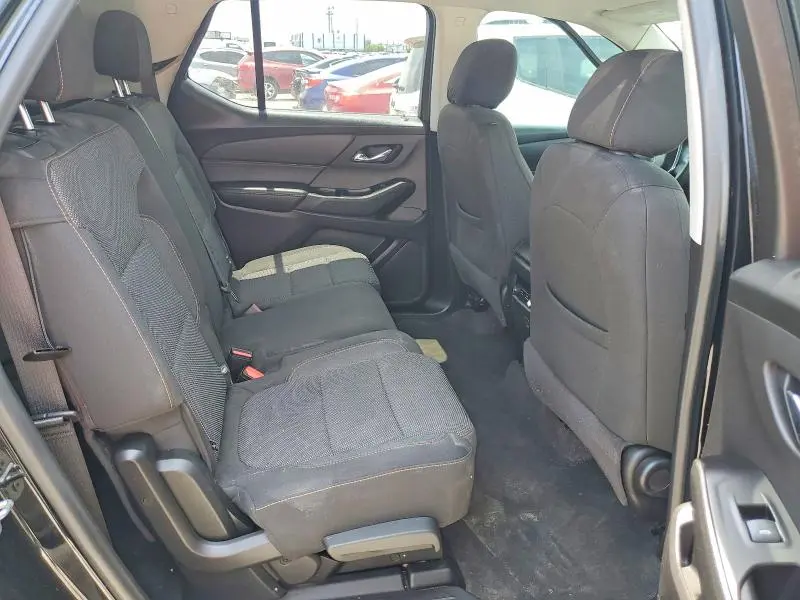 2019 CHEVROLET TRAVERSE LS  
