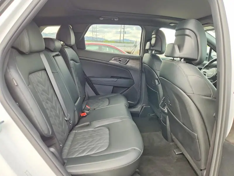 2024 KIA SPORTAGE X-PRO  