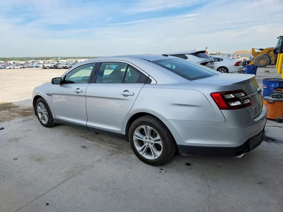 2018 FORD TAURUS SEL  