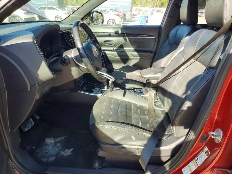 2019 MITSUBISHI OUTLANDER SE  