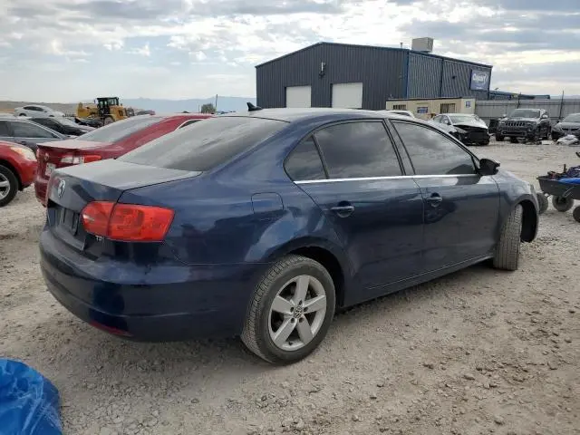 2011 VOLKSWAGEN JETTA TDI  