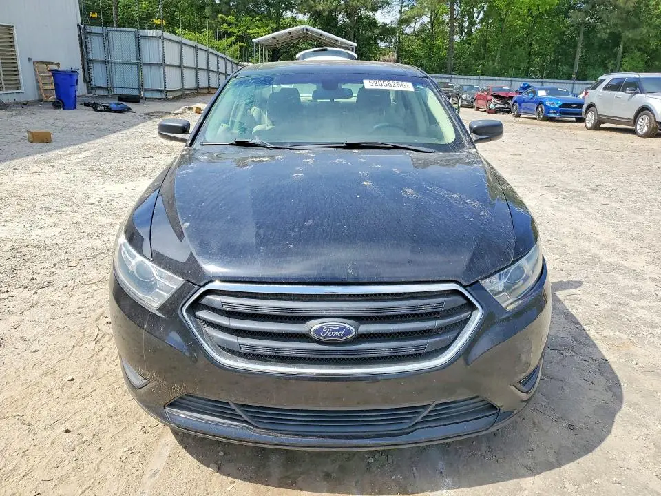 2017 FORD TAURUS SE  