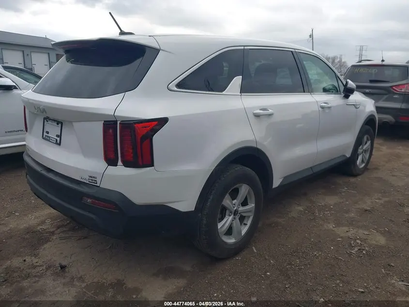 2023 KIA SORENTO LX