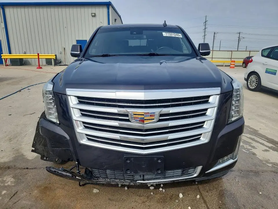 2017 CADILLAC ESCALADE PLATINUM  